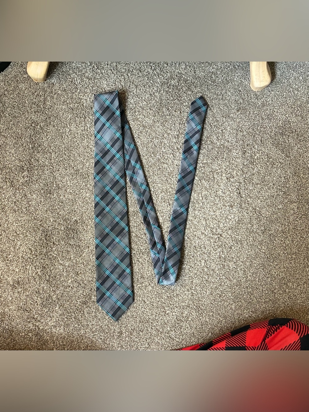 Stafford Men’s Gray and Teal Patterned Tie. Clean and in Great Condition. $5